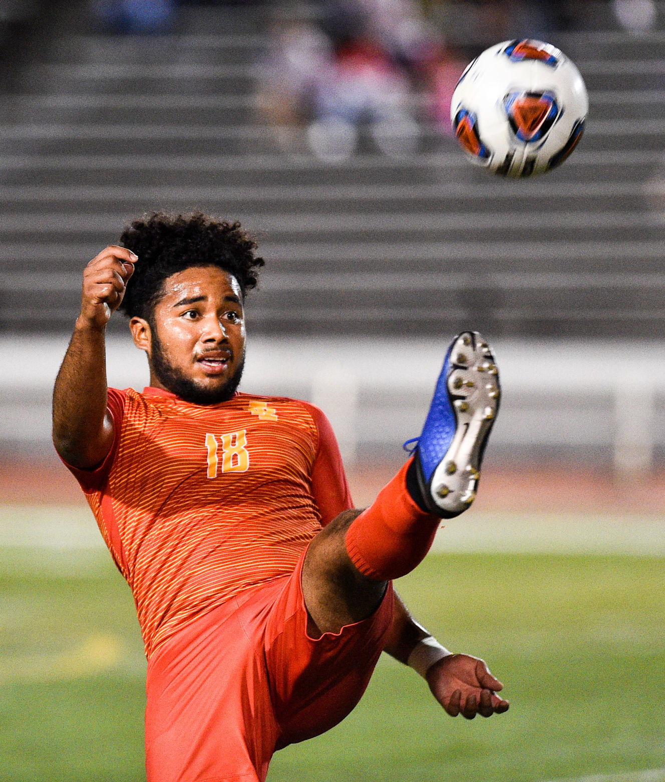 100119-mda-spt-ster-ri-soccer-042a.jpg